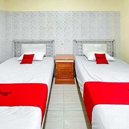 Reddoorz Near Grage Mall Cirebon Hotel Kültér fotó